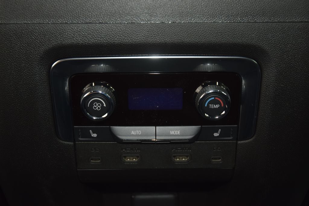 2026 Chevrolet Tahoe 4WD 4dr High Country - 23048094 - 44