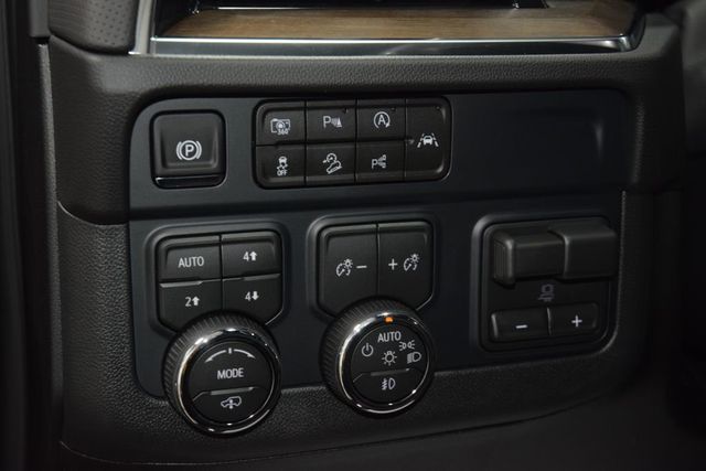2026 Chevrolet Tahoe 4WD 4dr High Country - 23065807 - 35