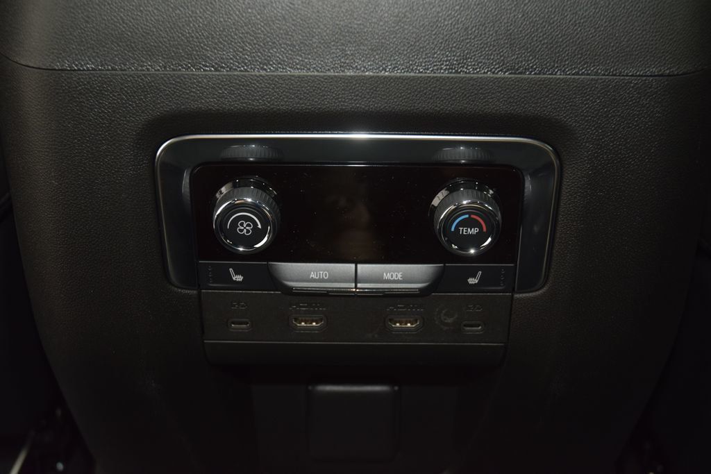 2026 Chevrolet Tahoe 4WD 4dr Premier - 23065878 - 44