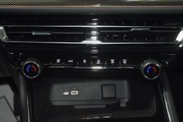 2026 Chevrolet Traverse AWD 4dr High Country w/2LZ - 23093895 - 32