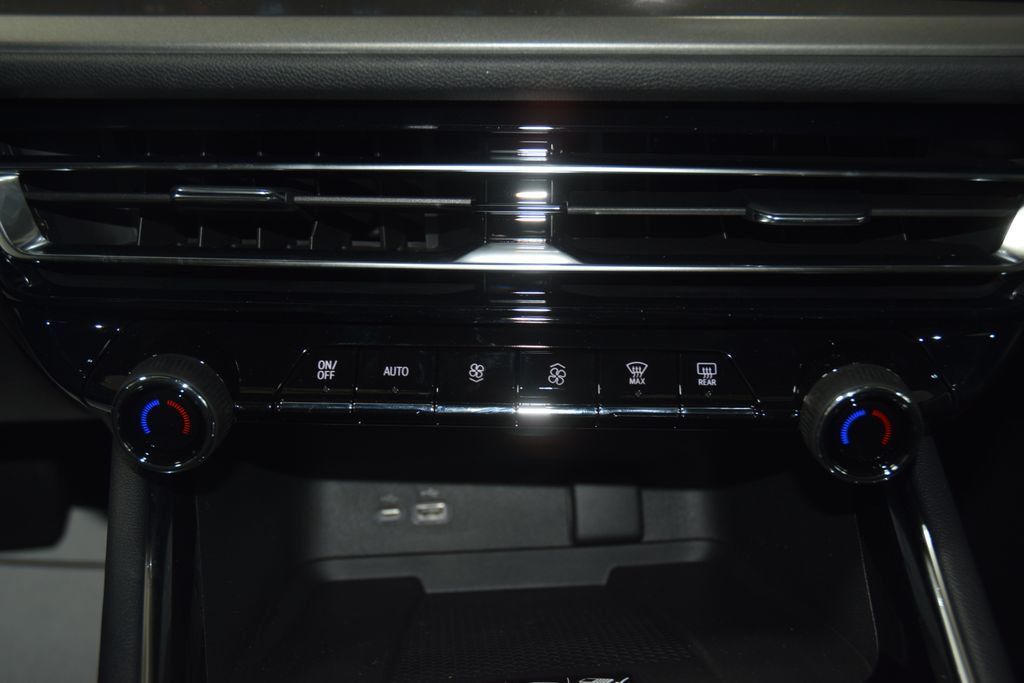 2026 Chevrolet Traverse FWD 4dr LT w/1LT - 23014885 - 30