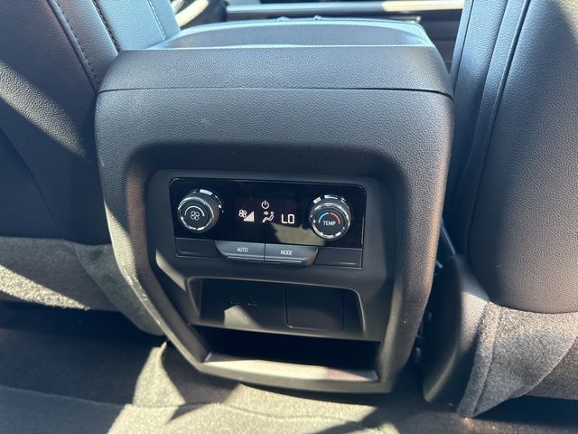 2026 Chevrolet Traverse FWD 4dr LT w/1LT - 22999805 - 12