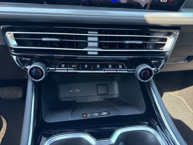 2026 Chevrolet Traverse FWD 4dr LT w/1LT - 22999805 - 17