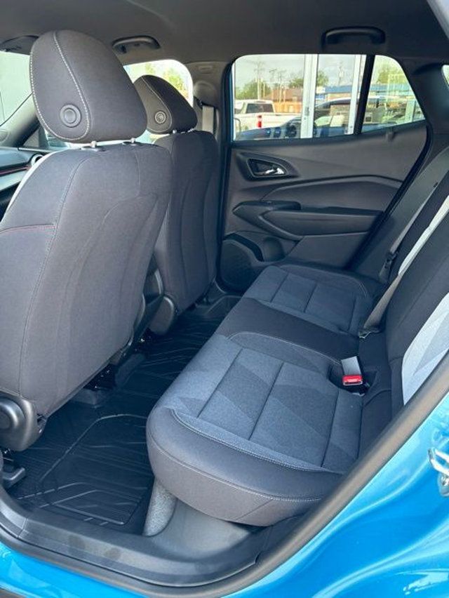 2026 Chevrolet Trax FWD 4dr 1RS - 23007279 - 13