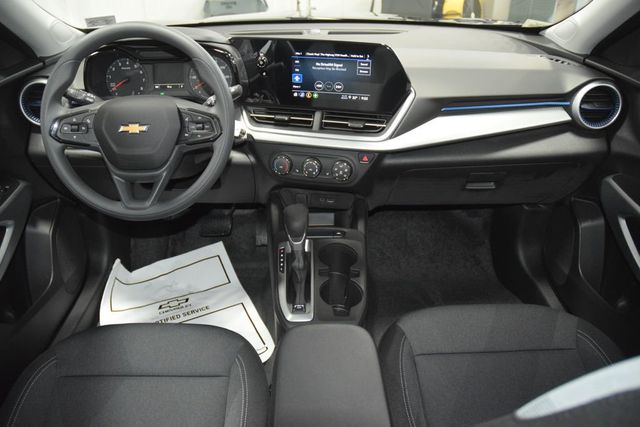 2026 Chevrolet Trax FWD 4dr LS - 22996963 - 26