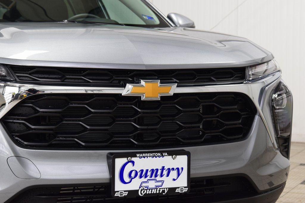 2026 Chevrolet Trax FWD 4dr LS - 22996992 - 10