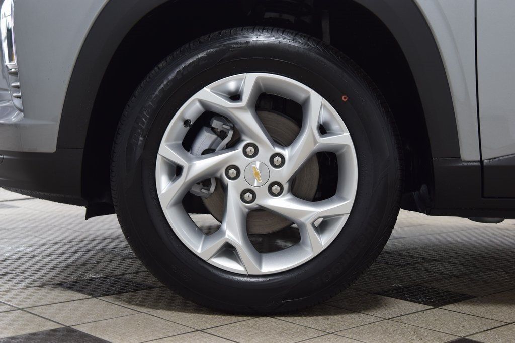 2026 Chevrolet Trax FWD 4dr LS - 22996992 - 23