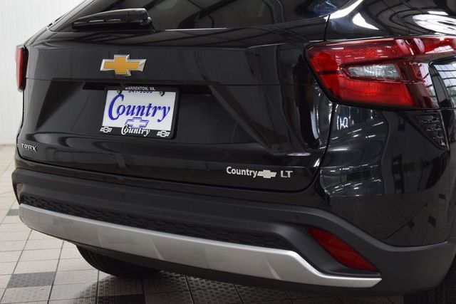 2026 Chevrolet Trax FWD 4dr LT - 23020301 - 18