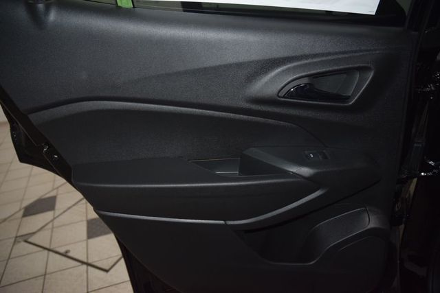 2026 Chevrolet Trax FWD 4dr LT - 23020301 - 40