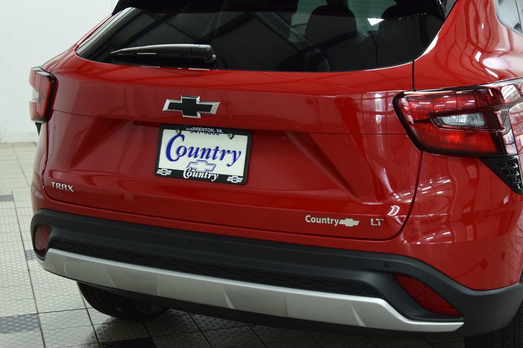 2026 Chevrolet Trax FWD 4dr LT - 23053177 - 18