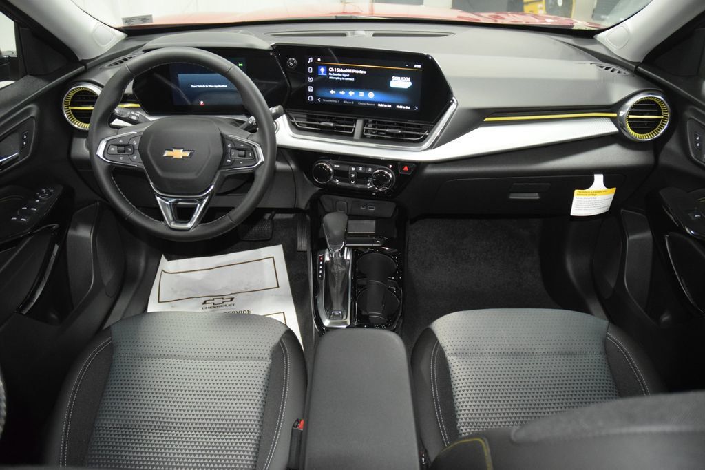 2026 Chevrolet Trax FWD 4dr LT - 23053177 - 26