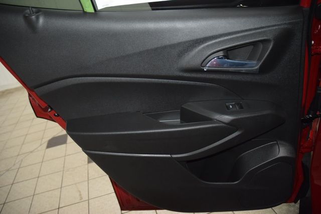 2026 Chevrolet Trax FWD 4dr LT - 23053177 - 38