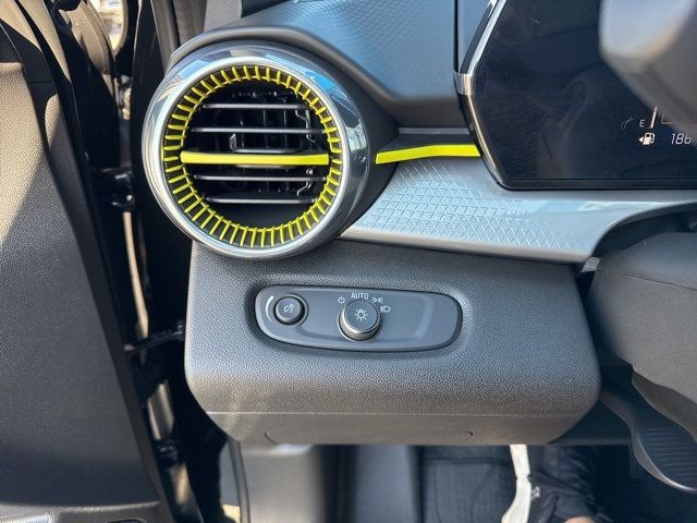 2026 Chevrolet Trax FWD 4dr LT - 22964656 - 18