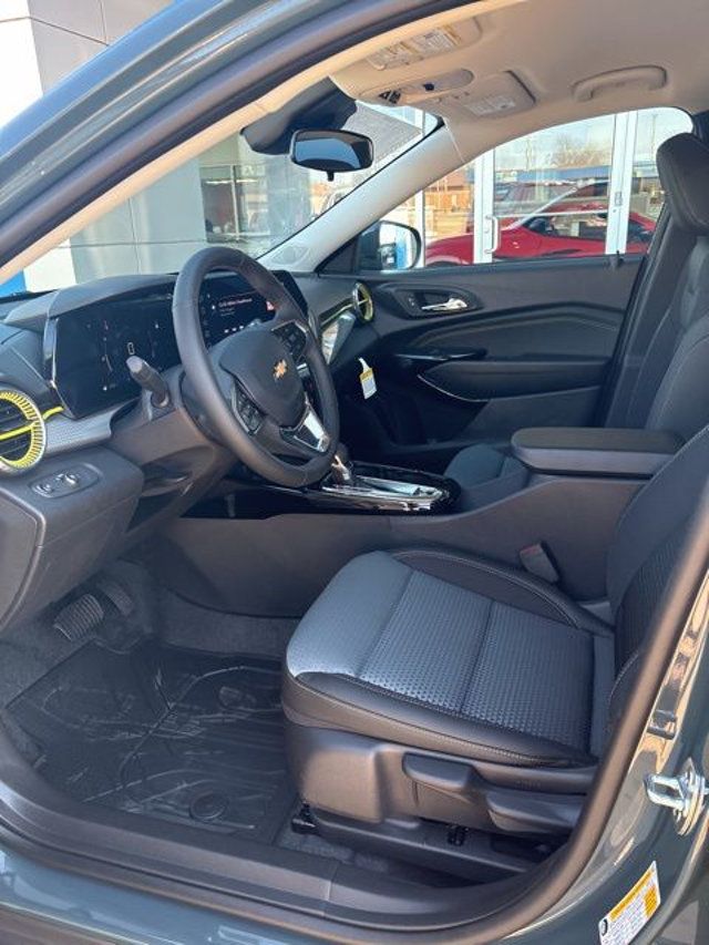 2026 Chevrolet Trax FWD 4dr LT - 22974643 - 7