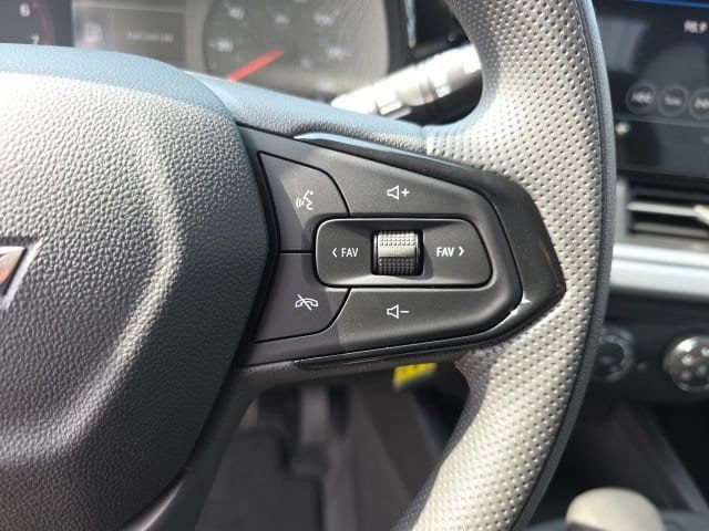 2026 Chevrolet Trax LS - 23077163 - 10