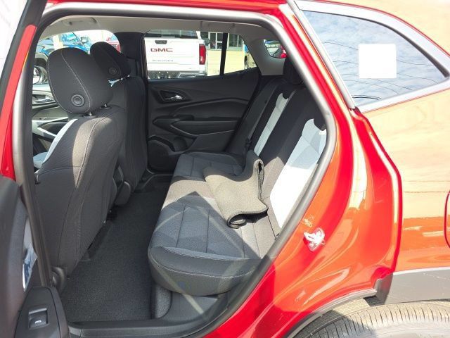 2026 Chevrolet Trax LS - 23077163 - 6