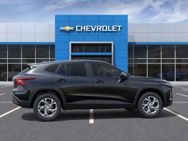 2026 Chevrolet Trax LS - 23081725 - 4