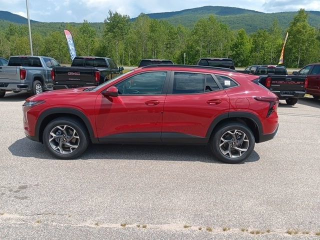 2026 Chevrolet Trax LT - 23077101 - 3