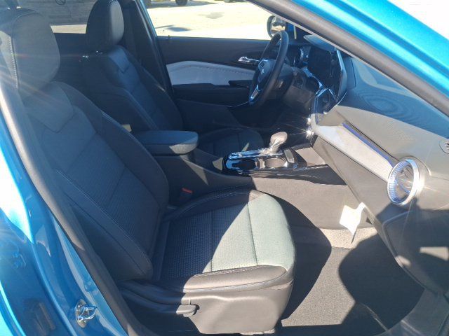 2026 Chevrolet Trax LT - 23096563 - 27