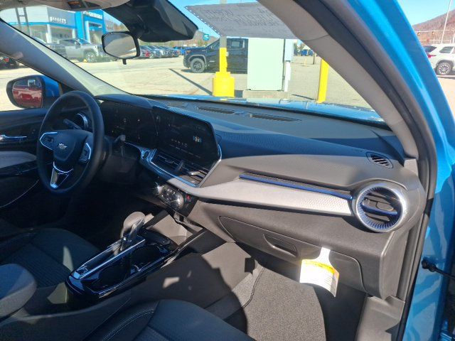 2026 Chevrolet Trax LT - 23096563 - 28