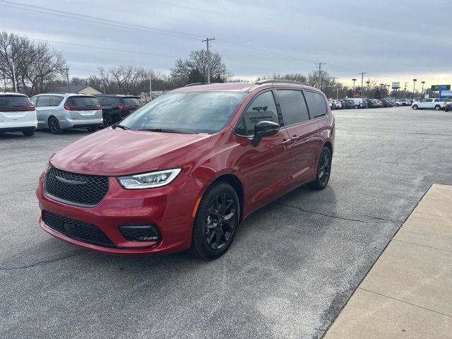 2026 Chrysler Pacifica Select FWD - 22957957 - 3