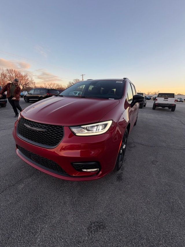 2026 Chrysler Pacifica Select FWD - 22960596 - 3