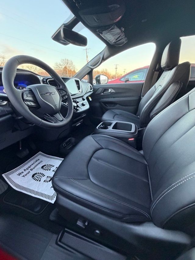 2026 Chrysler Pacifica Select FWD - 22960596 - 8