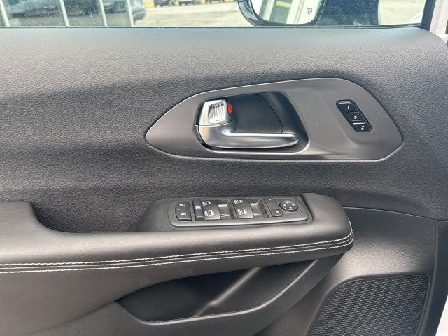 2026 Chrysler Pacifica Select FWD - 22960611 - 11