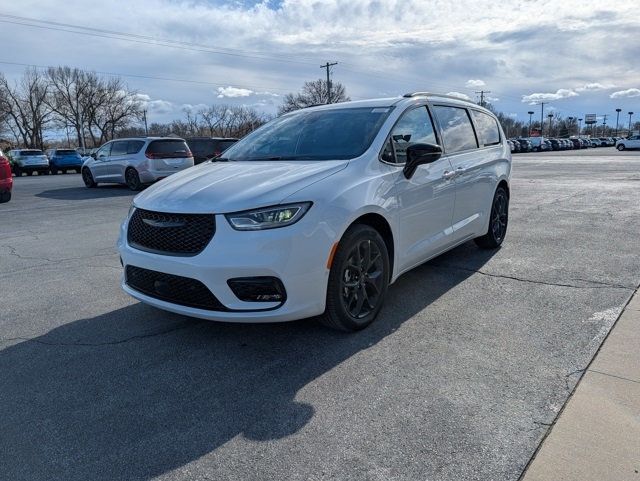 2026 Chrysler Pacifica Select FWD - 22960618 - 3