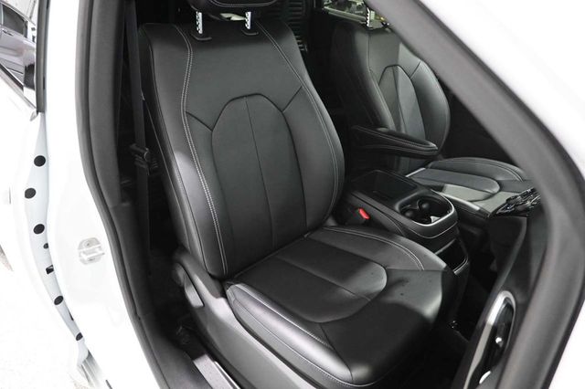 2026 Chrysler Voyager LX FWD - 23033023 - 15