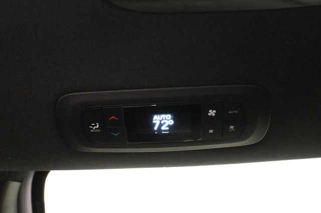 2026 Chrysler Voyager LX FWD - 23033023 - 26