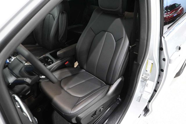 2026 Chrysler Voyager LX FWD - 23033024 - 14