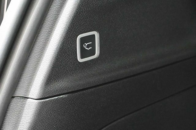 2026 Chrysler Voyager LX FWD - 23033024 - 24