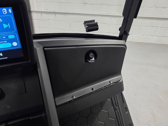 2026 E-Z-GO EXPRESS 6 SUMMIT XTL  - 23057373 - 21