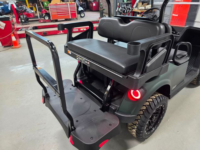 2026 E-Z-GO RXV 4 SUMMIT X ELiTE LITHIUM  - 22987526 - 33