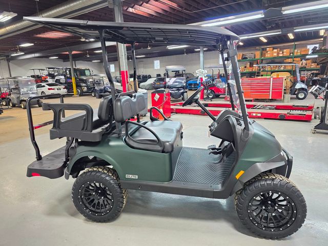 2026 E-Z-GO RXV 4 SUMMIT X ELiTE LITHIUM  - 22987526 - 4