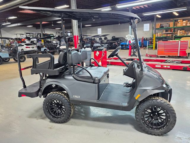 2026 E-Z-GO RXV 4 SUMMIT X ELiTE LITHIUM  - 22987538 - 4
