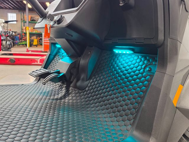 2026 E-Z-GO RXV 4 SUMMIT XT ELiTE LITHIUM  - 22987521 - 29