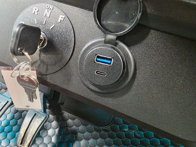 2026 E-Z-GO RXV 4 SUMMIT XT ELiTE LITHIUM  - 22987522 - 28