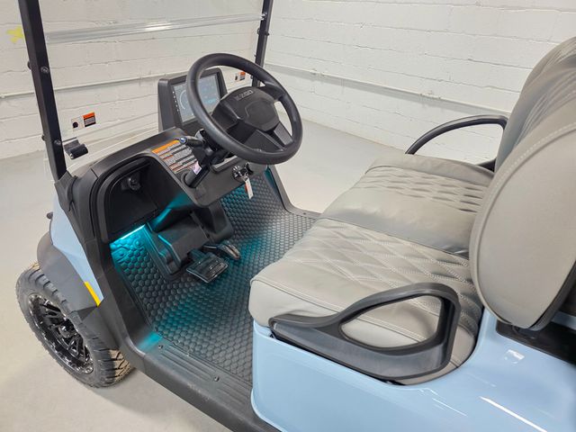 2026 E-Z-GO RXV 4 SUMMIT XT ELiTE LITHIUM  - 22987527 - 10