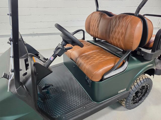 2026 E-Z-GO RXV 4 SUMMIT XT ELiTE LITHIUM  - 22987529 - 12