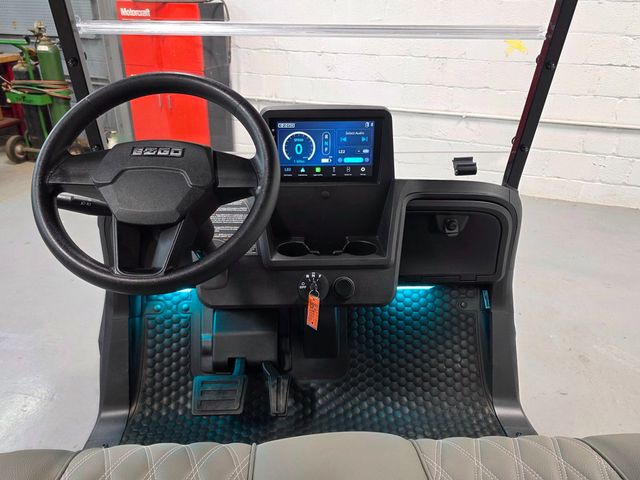 2026 E-Z-GO RXV 4 SUMMIT XT ELiTE LITHIUM  - 23049056 - 10
