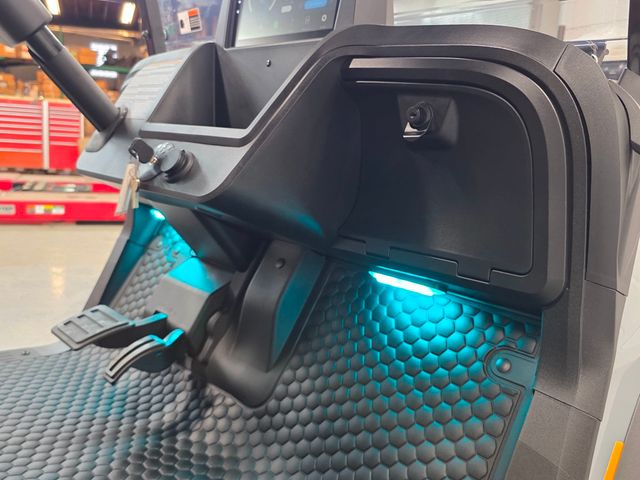 2026 E-Z-GO RXV 4 SUMMIT XTL ELiTE LITHIUM  - 22987536 - 21