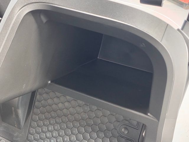 2026 E-Z-GO RXV VALOR 4 S  - 22971202 - 23