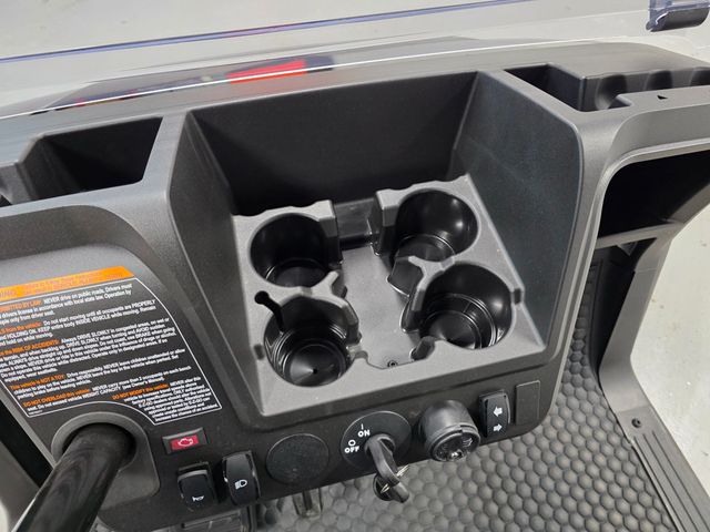 2026 E-Z-GO RXV VALOR 4 S  - 22971208 - 17