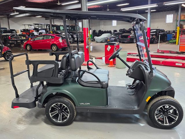 2026 E-Z-GO RXV VALOR 4 S+  - 22971191 - 6
