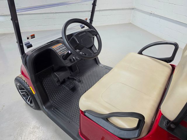 2026 E-Z-GO RXV VALOR 4 S+  - 22971196 - 11