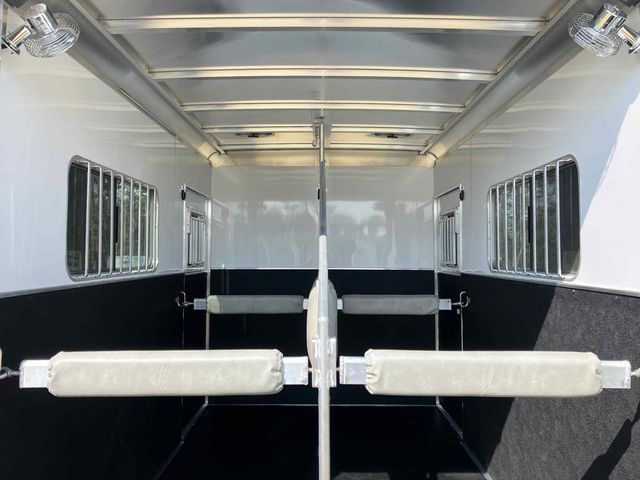 2026 Featherlite 2 Horse Straight Load  - 23006417 - 6