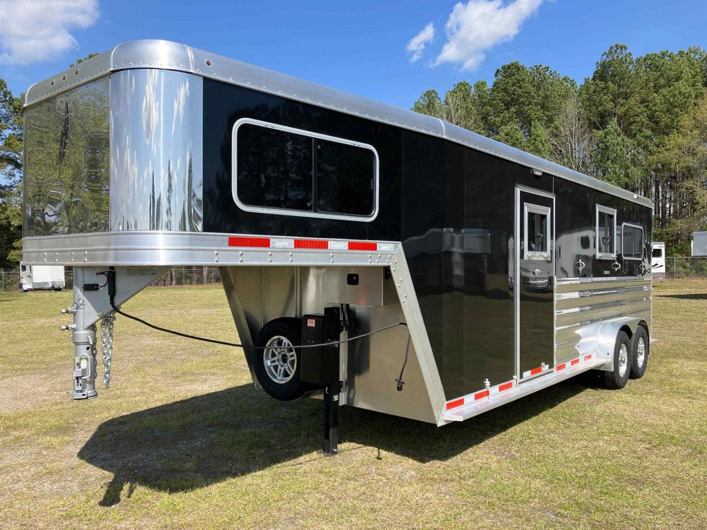 2026 Featherlite 2+1 Straight Load w/ Box Stall  - 23006425 | Video 1