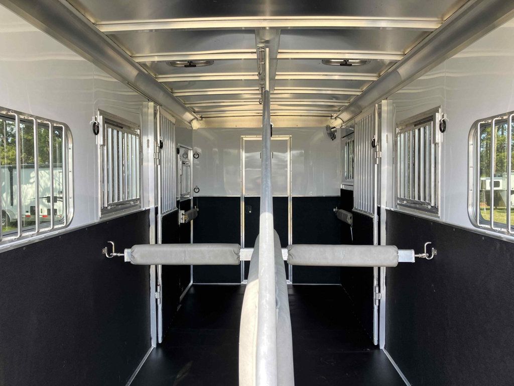 2026 Featherlite 2+1 Straight Load w/ Box Stall  - 23006425 - 10